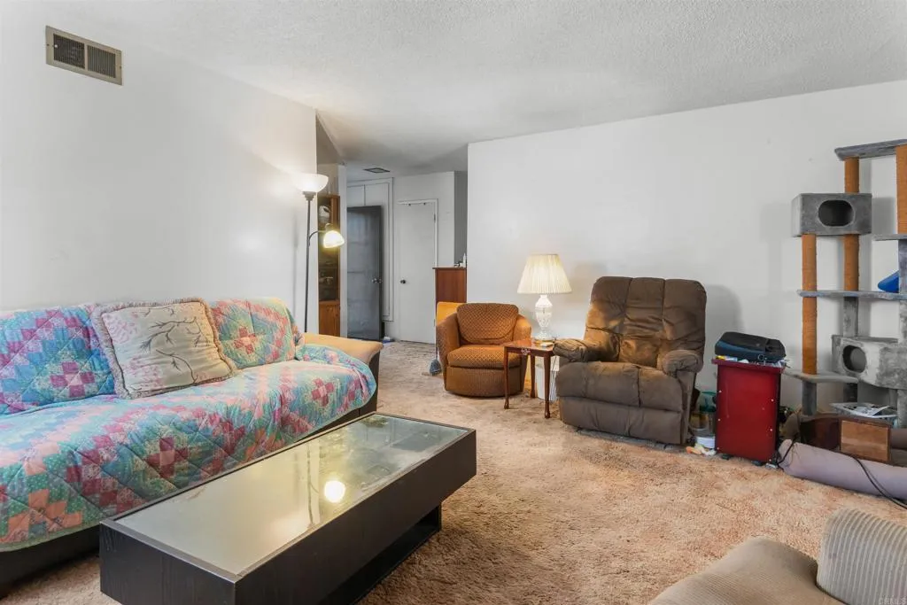 3231 Roberta Lane