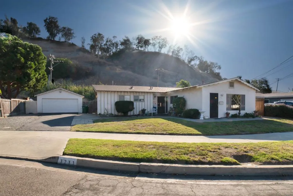 3231 Roberta Lane