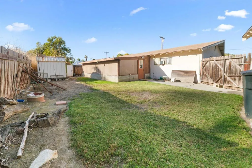 3231 Roberta Lane