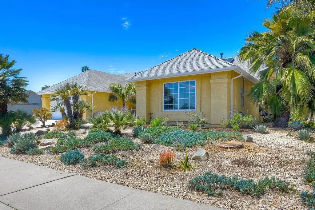 4876 Park Dr.