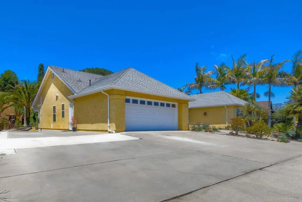 4876 Park Dr.