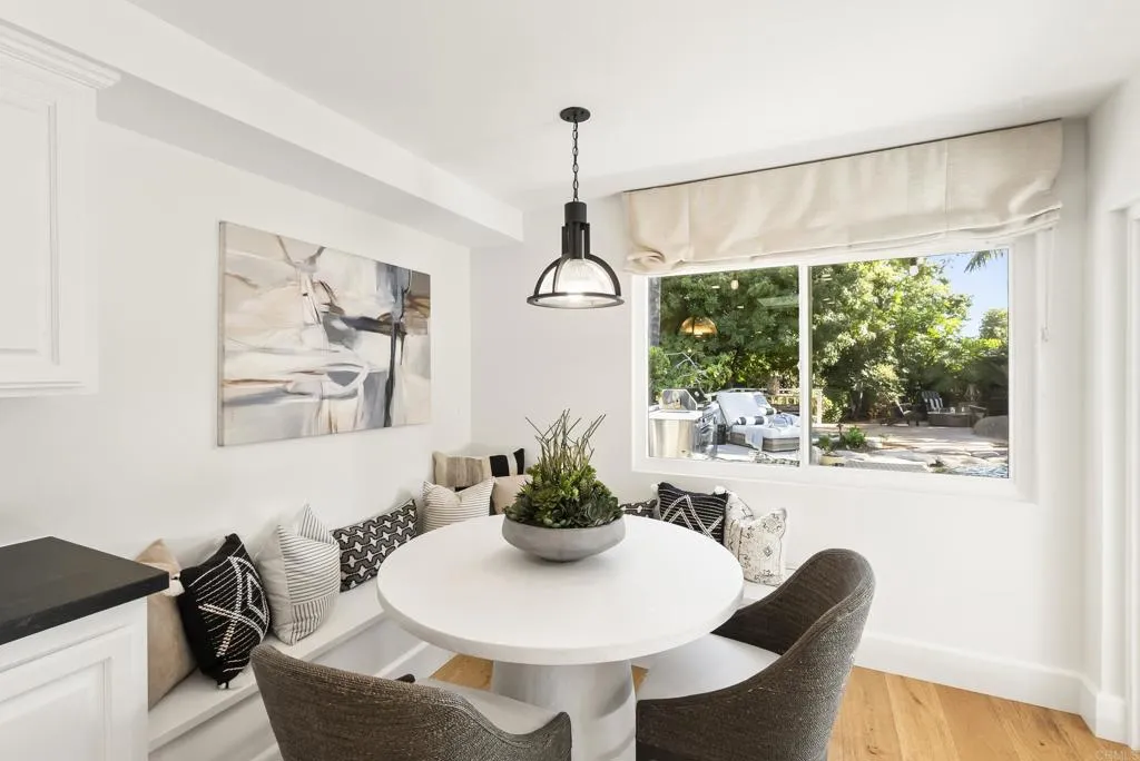 6147 Camino Selva