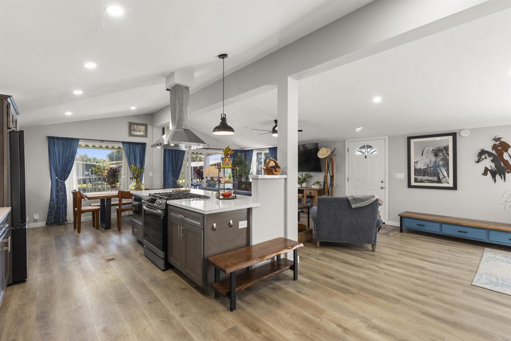 276 N EL CAMINO REAL 172