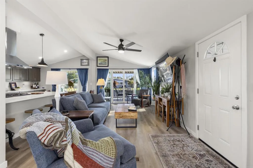 276 N El Camino Real Unit 172