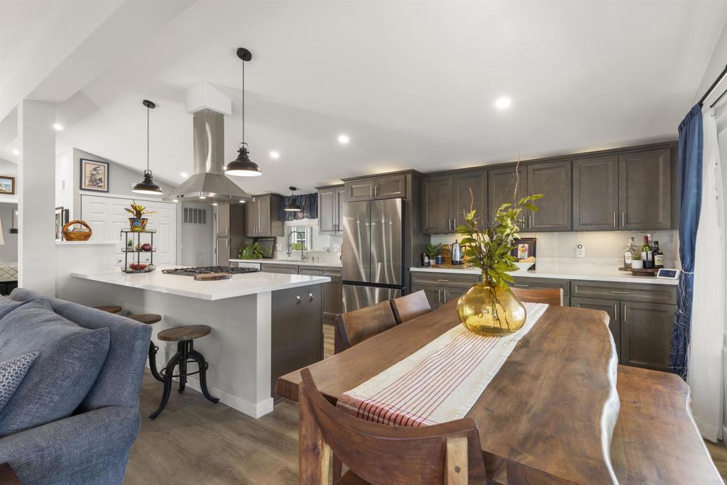 276 N EL CAMINO REAL 172