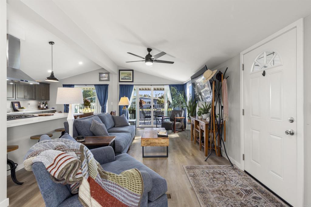 276 N EL CAMINO REAL 172