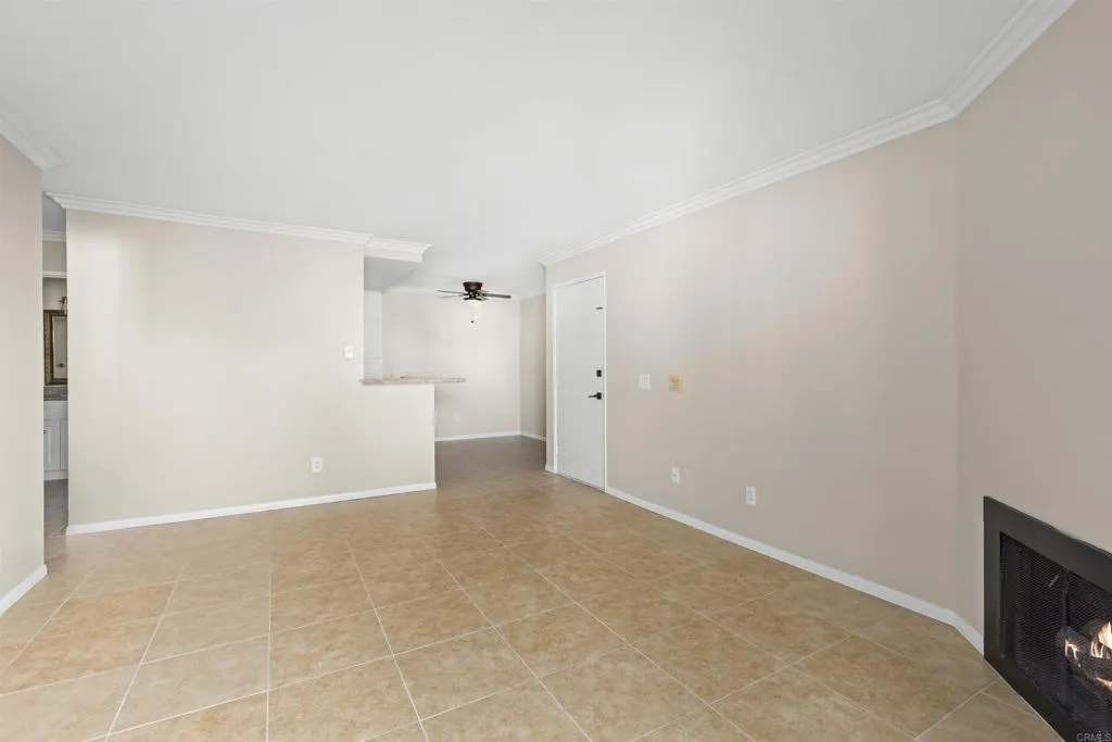 204 Woodland Pkwy Unit 217