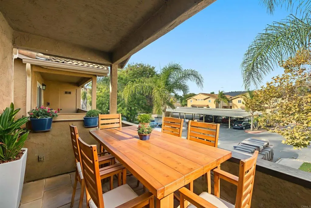 204 Woodland Pkwy Unit 217