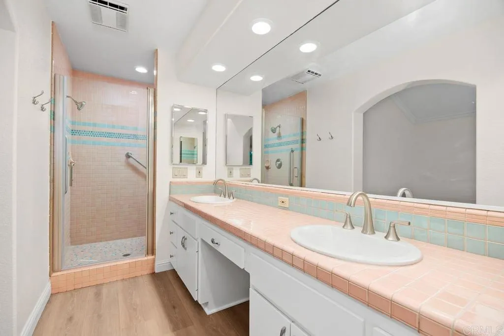 4459 Dorchester Place