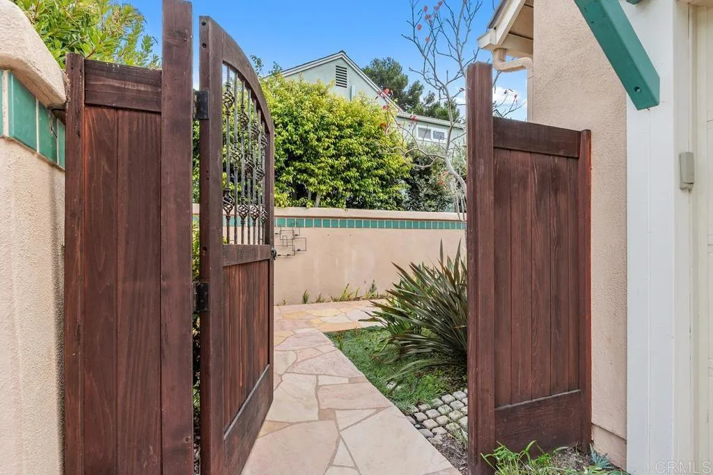 4459 Dorchester Place