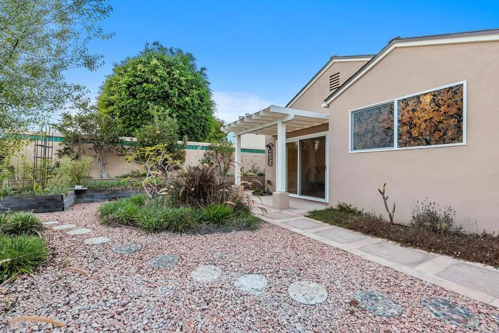 4459 Dorchester Place