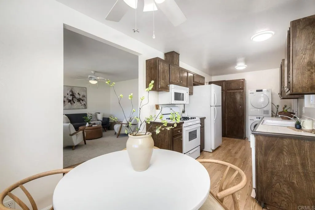 3159 Calle Osuna