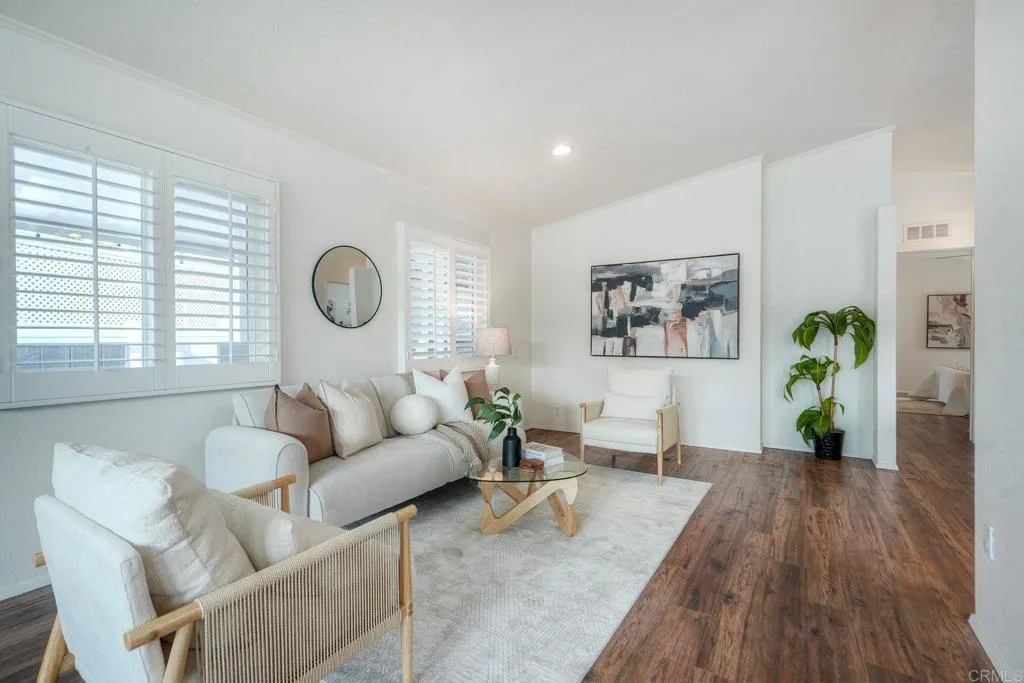 6494 Friendly Place