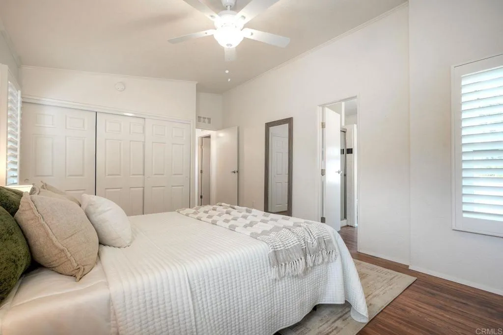 6494 Friendly Place