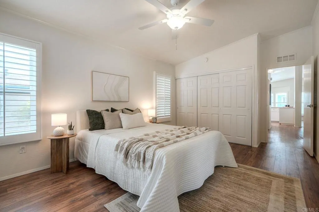 6494 Friendly Place
