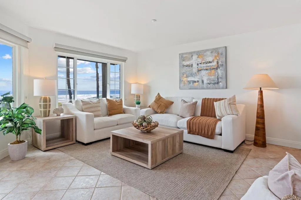 400 N The Strand Unit 27