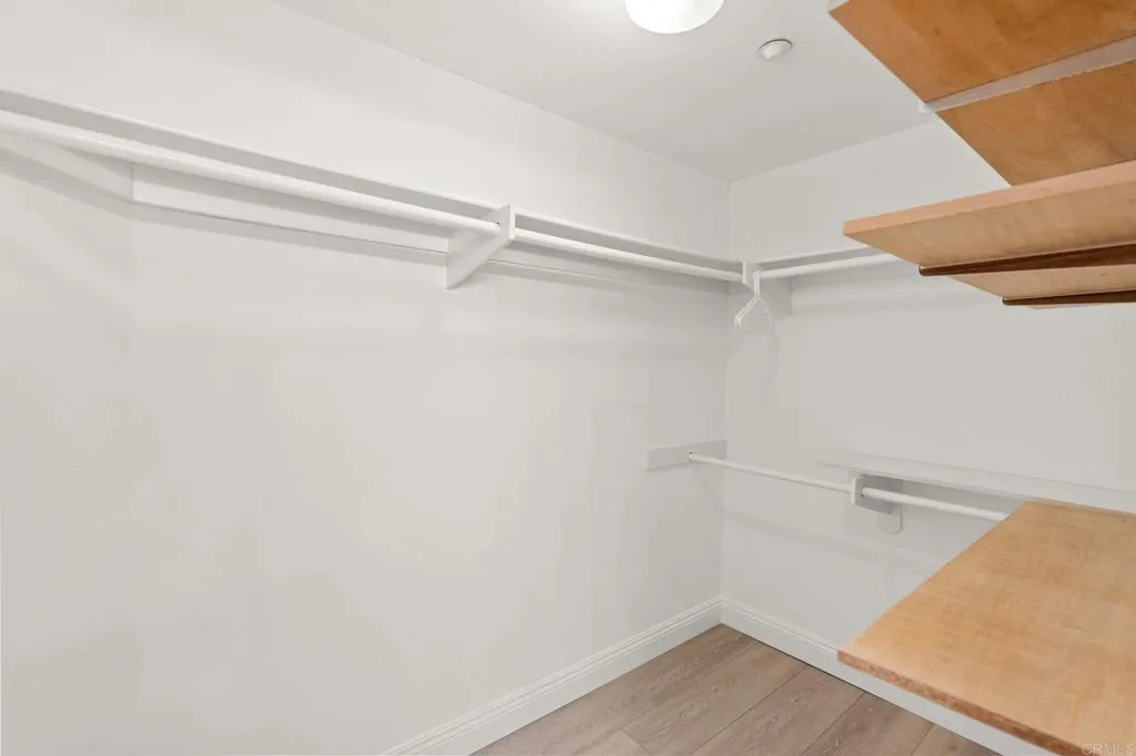 400 N The Strand Unit 27