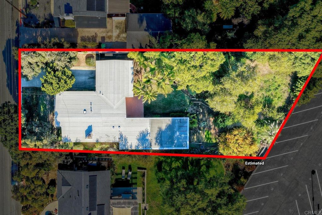 2035 Basswood Avenue