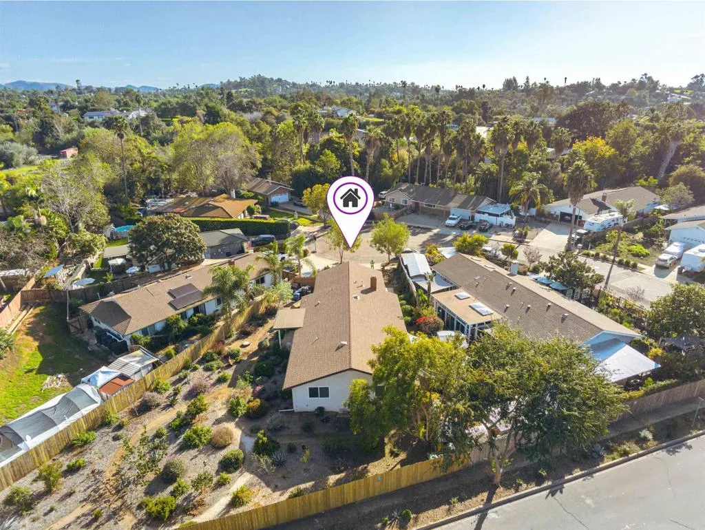 1227 Dolphin Circle