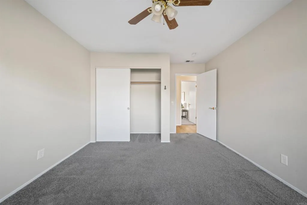 1227 Dolphin Circle