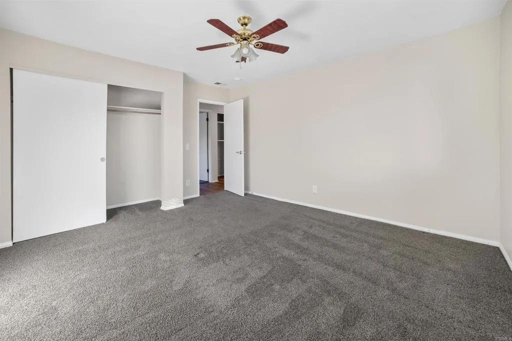 1227 Dolphin Circle