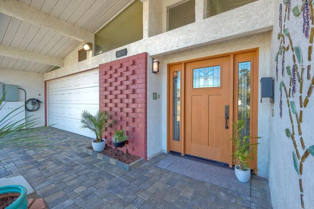 8835 Lake Ashmere Drive