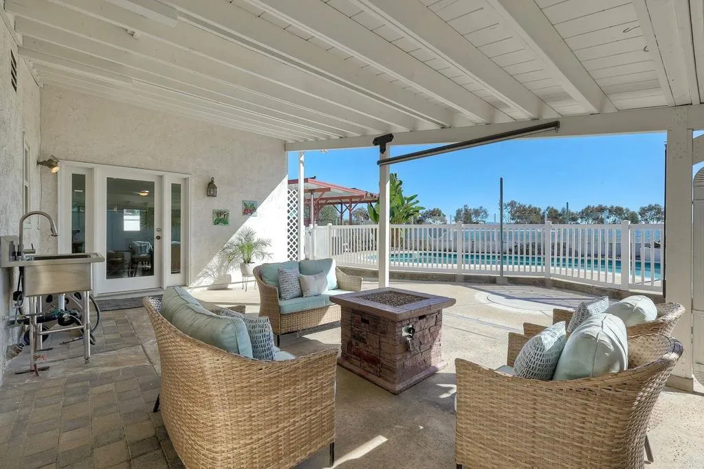 8835 Lake Ashmere Drive