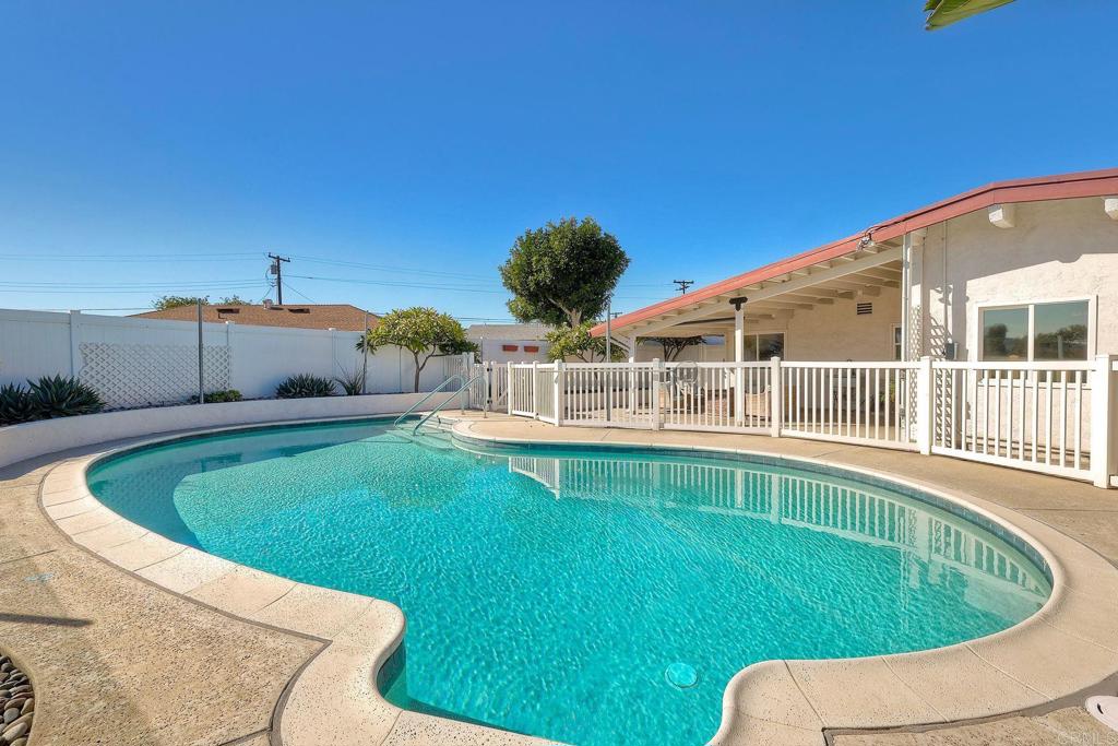 8835 Lake Ashmere Drive