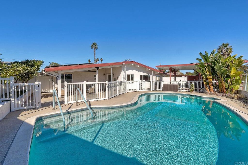 8835 Lake Ashmere Drive