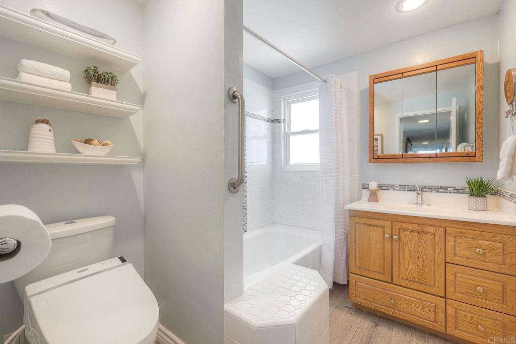 8835 Lake Ashmere Drive