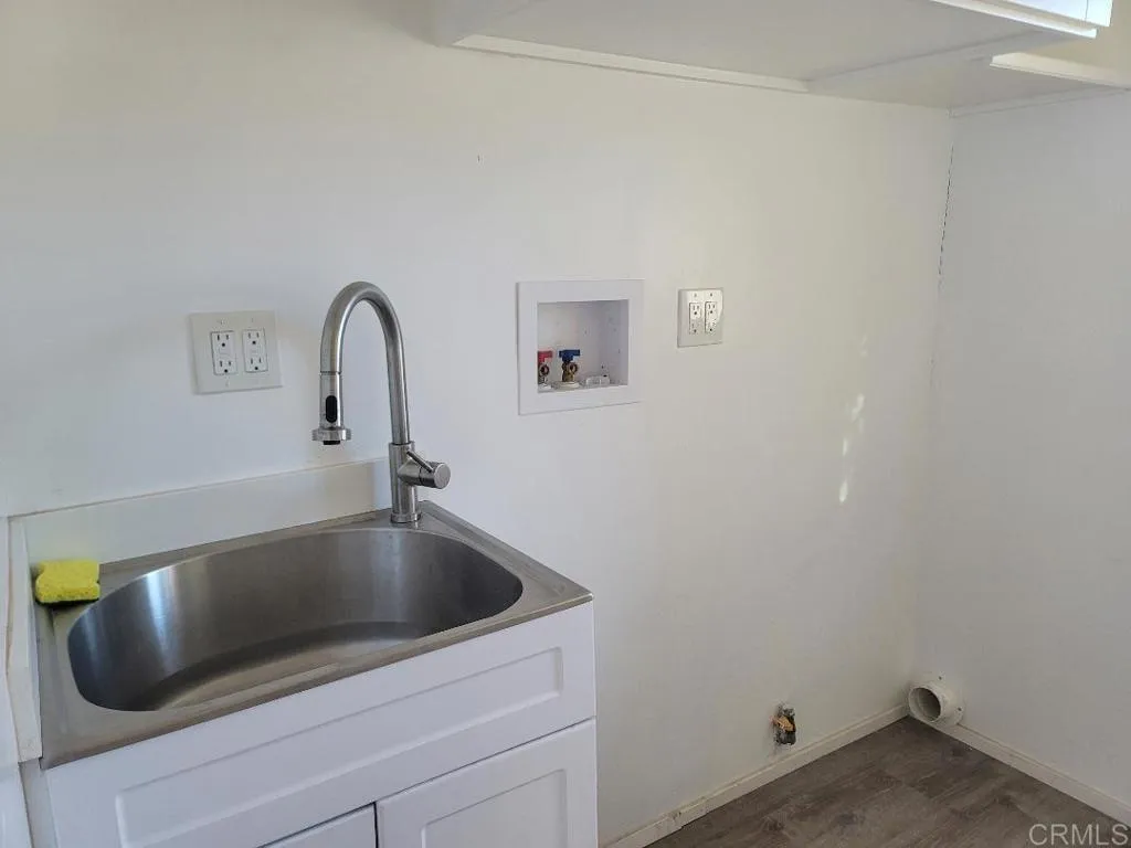 245 W Bobier Drive Unit 90
