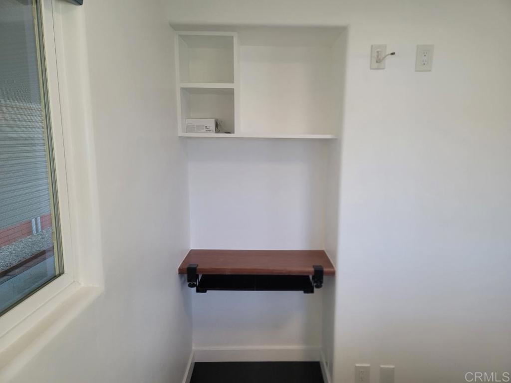 245 W Bobier Drive 90