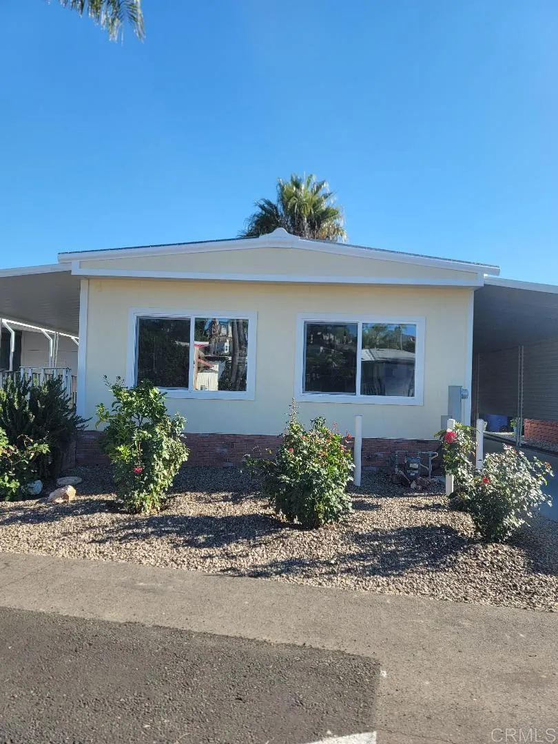 245 W Bobier Drive Unit 90