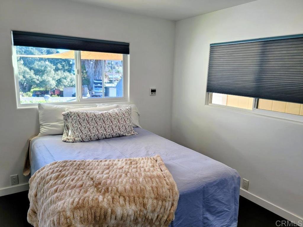 245 W Bobier Drive 90