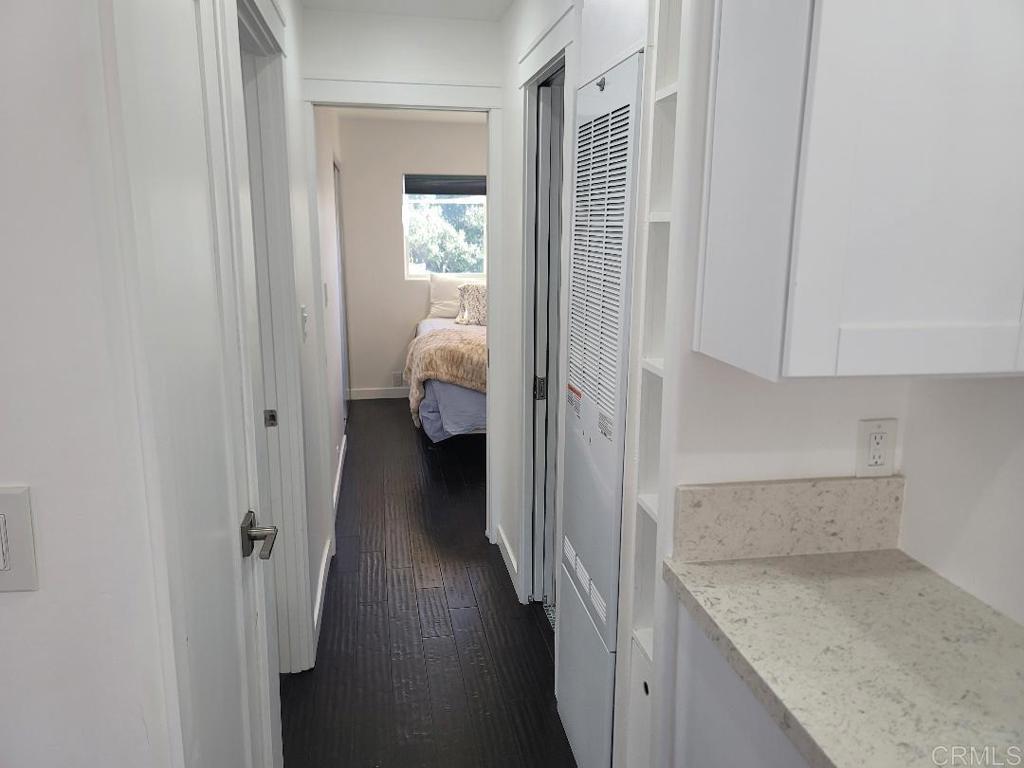 245 W Bobier Drive 90