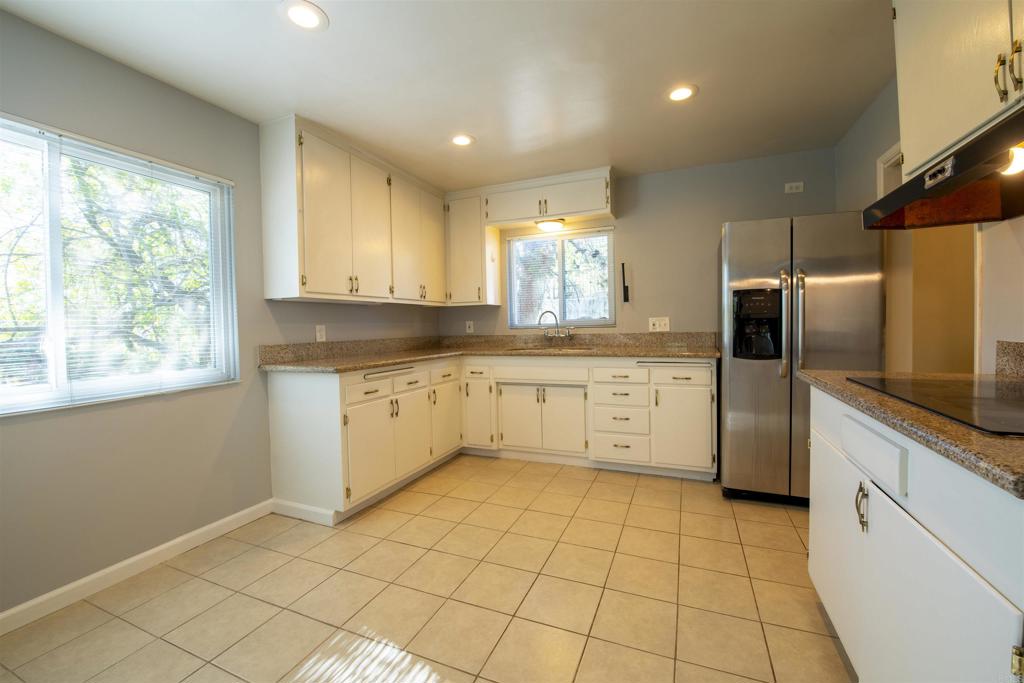 6158 60 Tarragona Drive