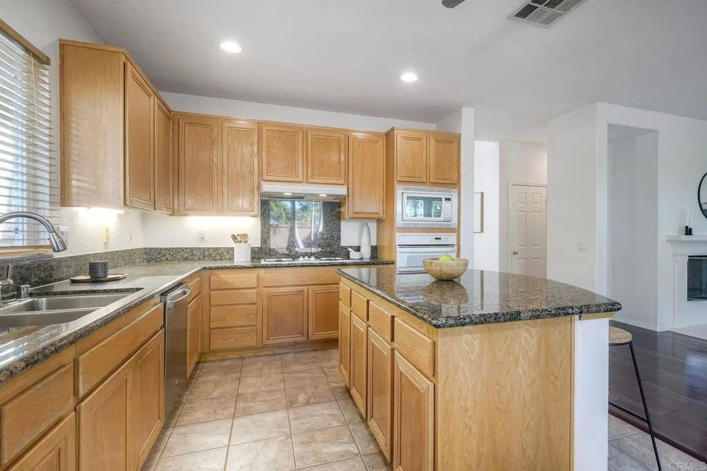 3840 Stoneridge Road, 92008