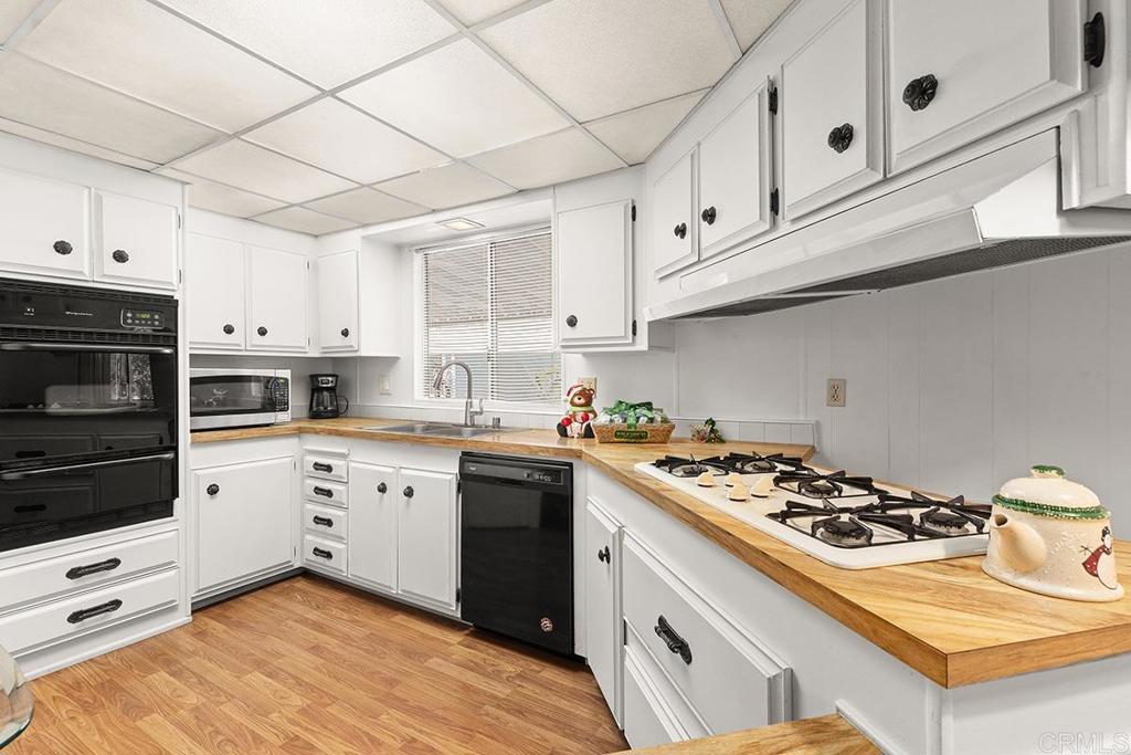 276 N El Camino Real 97