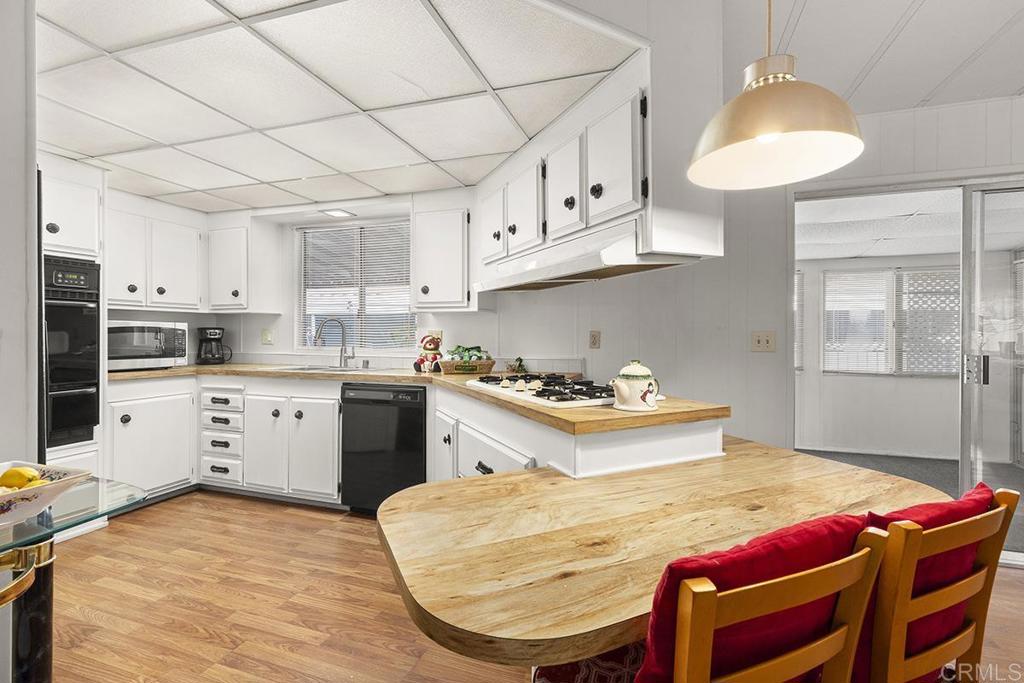 276 N El Camino Real 97