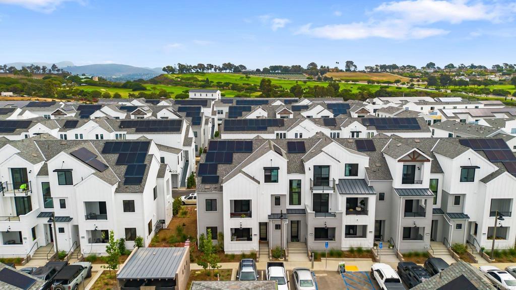 1400 Anacona Place 105