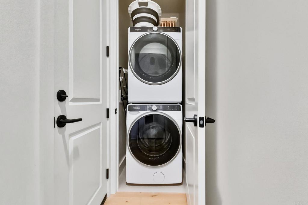 1400 Anacona Place 105