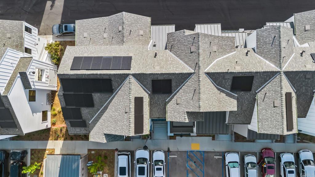 1400 Anacona Place 105