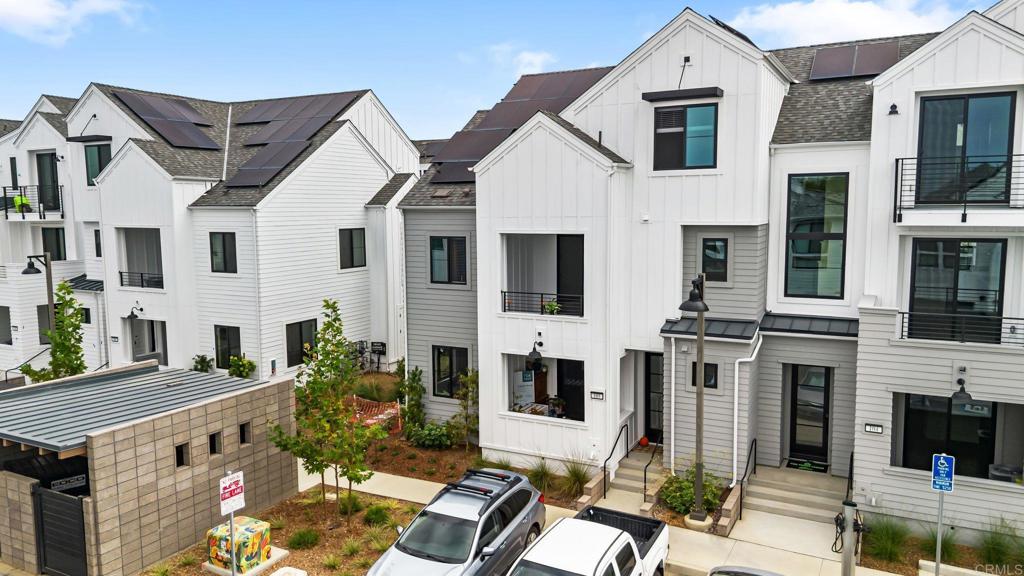 1400 Anacona Place 105