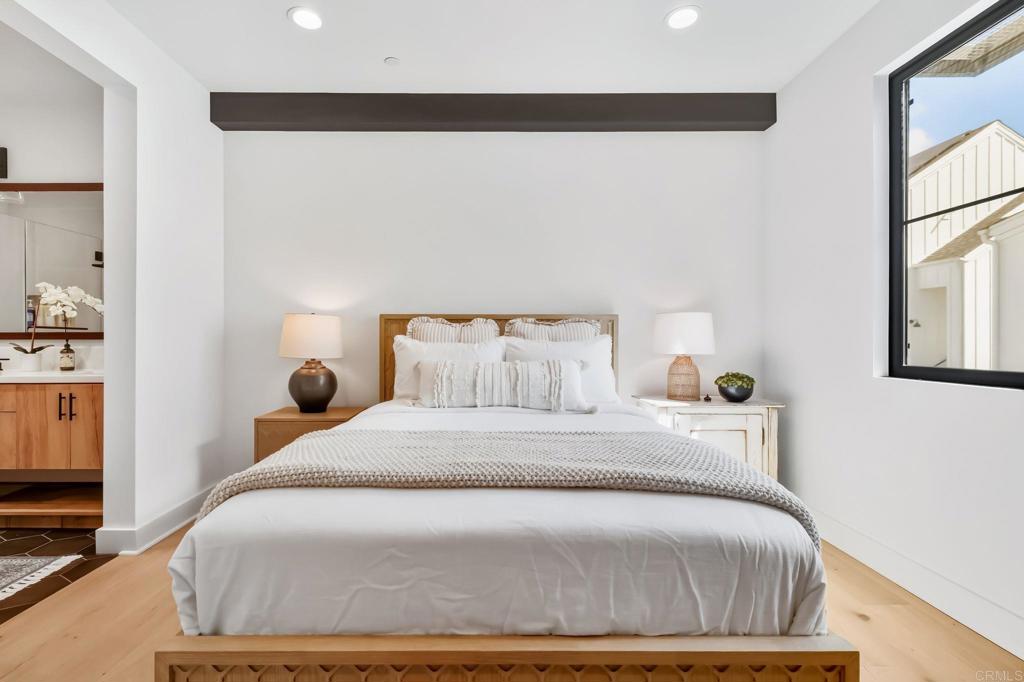 1400 Anacona Place 105