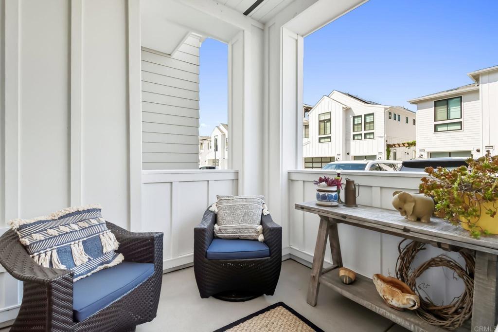 1400 Anacona Place 105