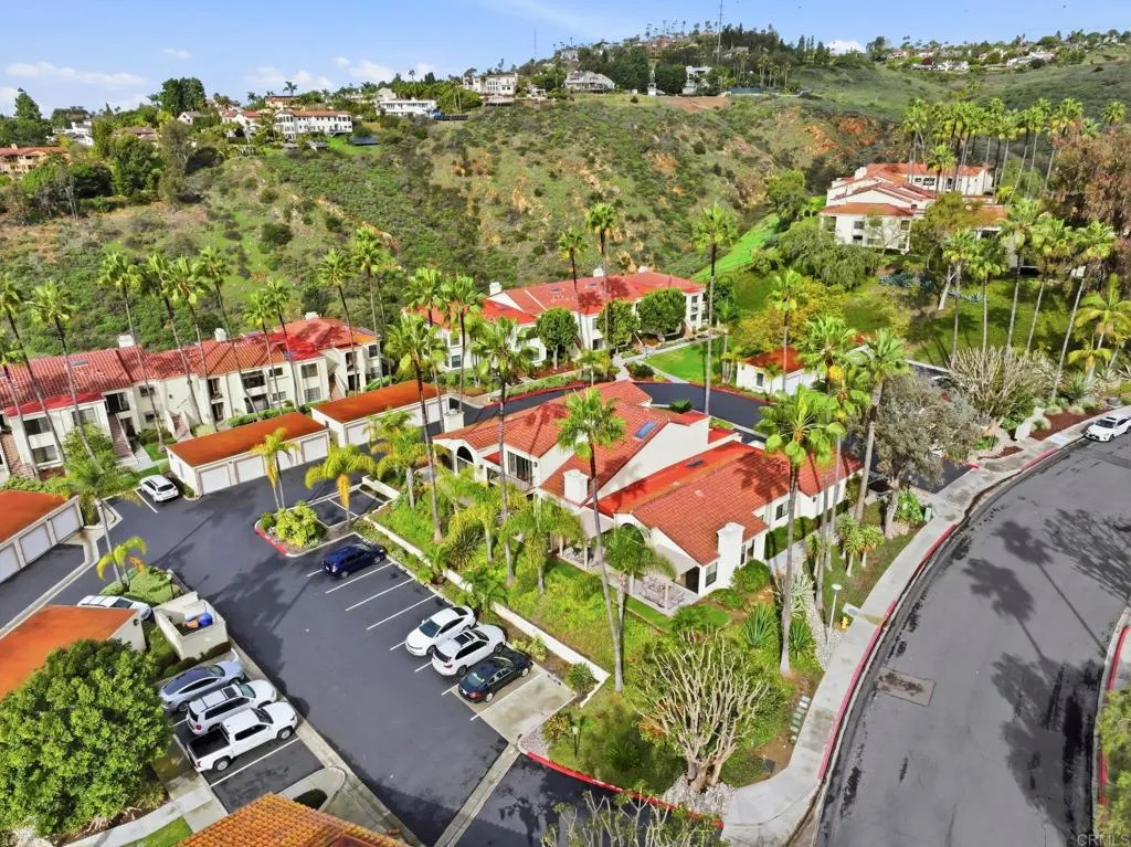 3103 Camino Del Arco