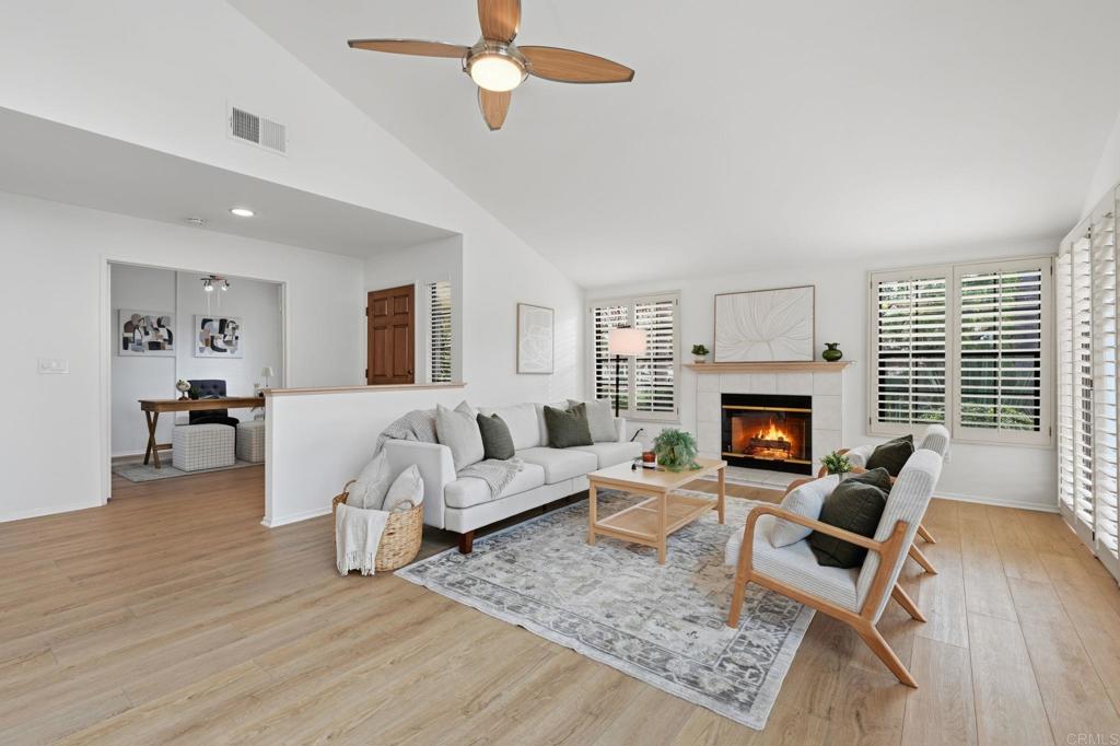 3103 Camino Del Arco