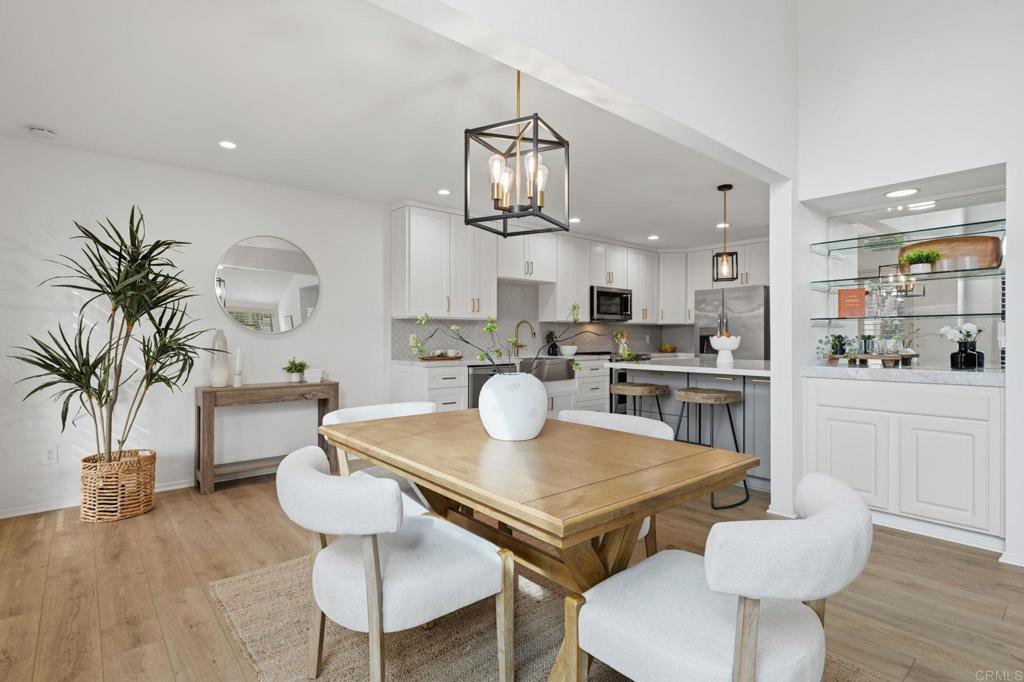 3103 Camino Del Arco