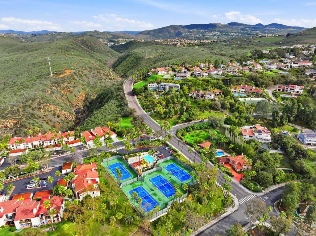 3103 Camino Del Arco