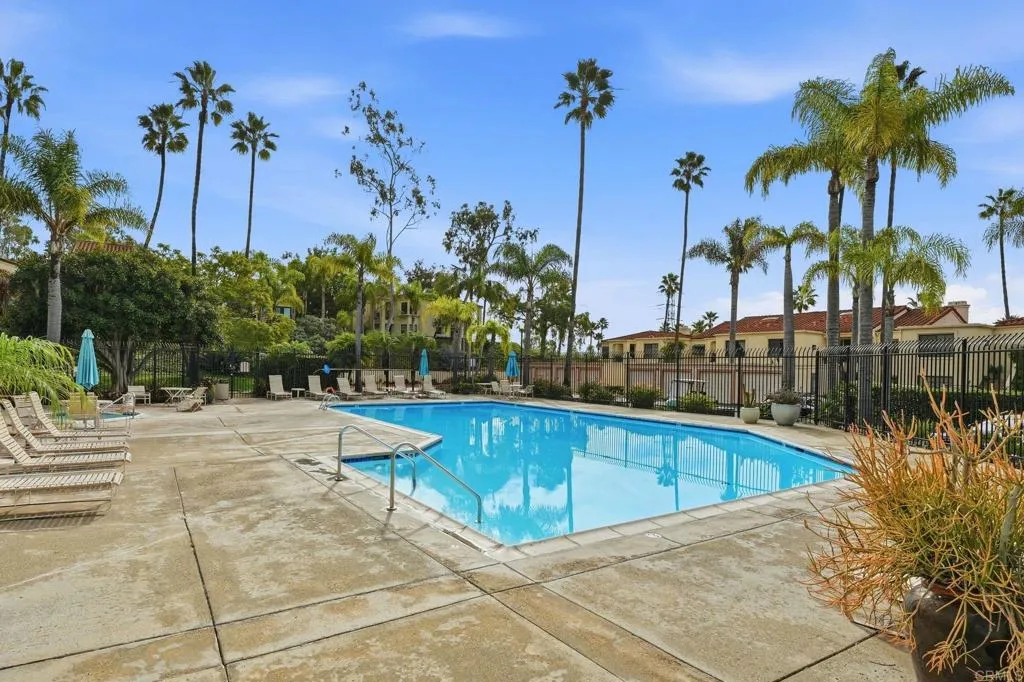 3103 Camino Del Arco